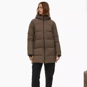 Aritzia The Super Puff 2o Mid Jacket *FREE SHIPPING*